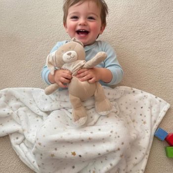 Blanket with big doll - Brown